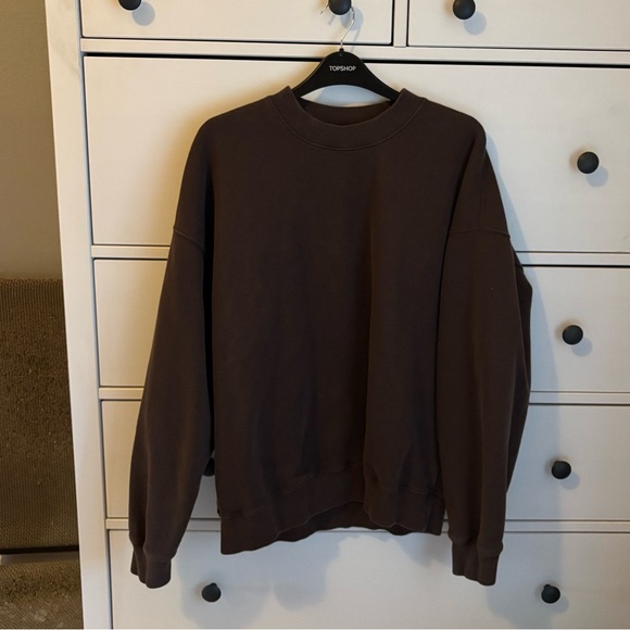Chocolate Brown Abercrombie Essentials Sweatshirt M - Picture 2 of 4